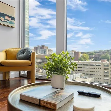 Cozysuites 1Br, Ppg Paints Arena, Pitts Pittsburgh Exterior photo